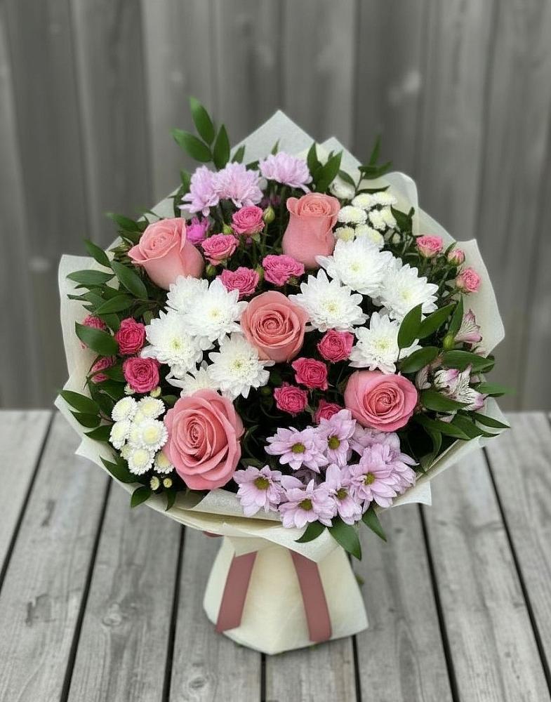 Букет цветов из: Альстромерии, Гвоздики, Розы и Хризантемы в Волот