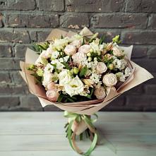 Букет цветов из:  Альстромерии, Розы и Хризантемы в Волот