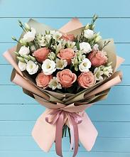 Букет цветов из:  Розы, Альстромерии и Лизиантусы в Волот