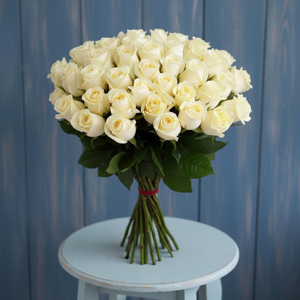 Букет 51 Белая роза Эдлесс Лав в Волот