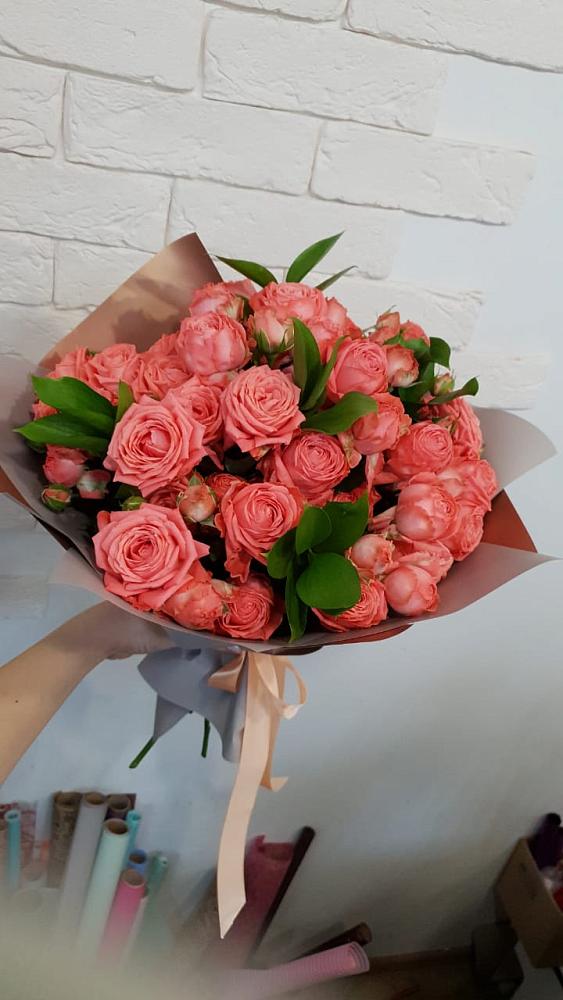 Букет цветов из: Розы в Волот