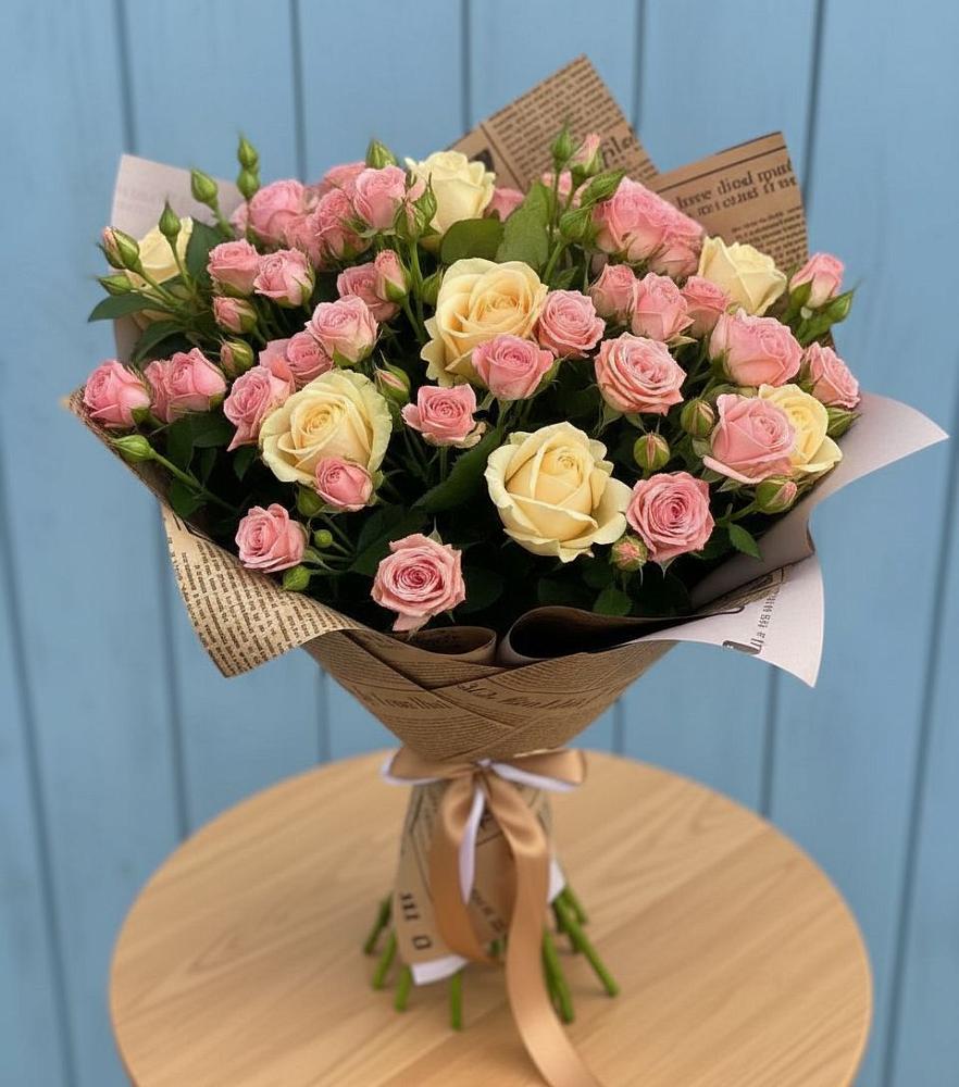 Букет цветов из: Розы в Волот