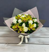 Букет цветов из:  Орхидеи и Розы в Волот