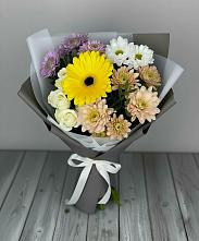 Букет цветов из:  Розы, Герберы и Хризантемы в Волот
