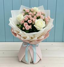 Букет цветов из:  Розы #REPLACE_PRED# Волот