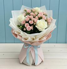 Букет цветов из:  Розы в Волот
