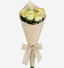 Букет цветов из:  Розы в Волот