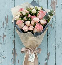 Букет цветов из:  Розы в Волот