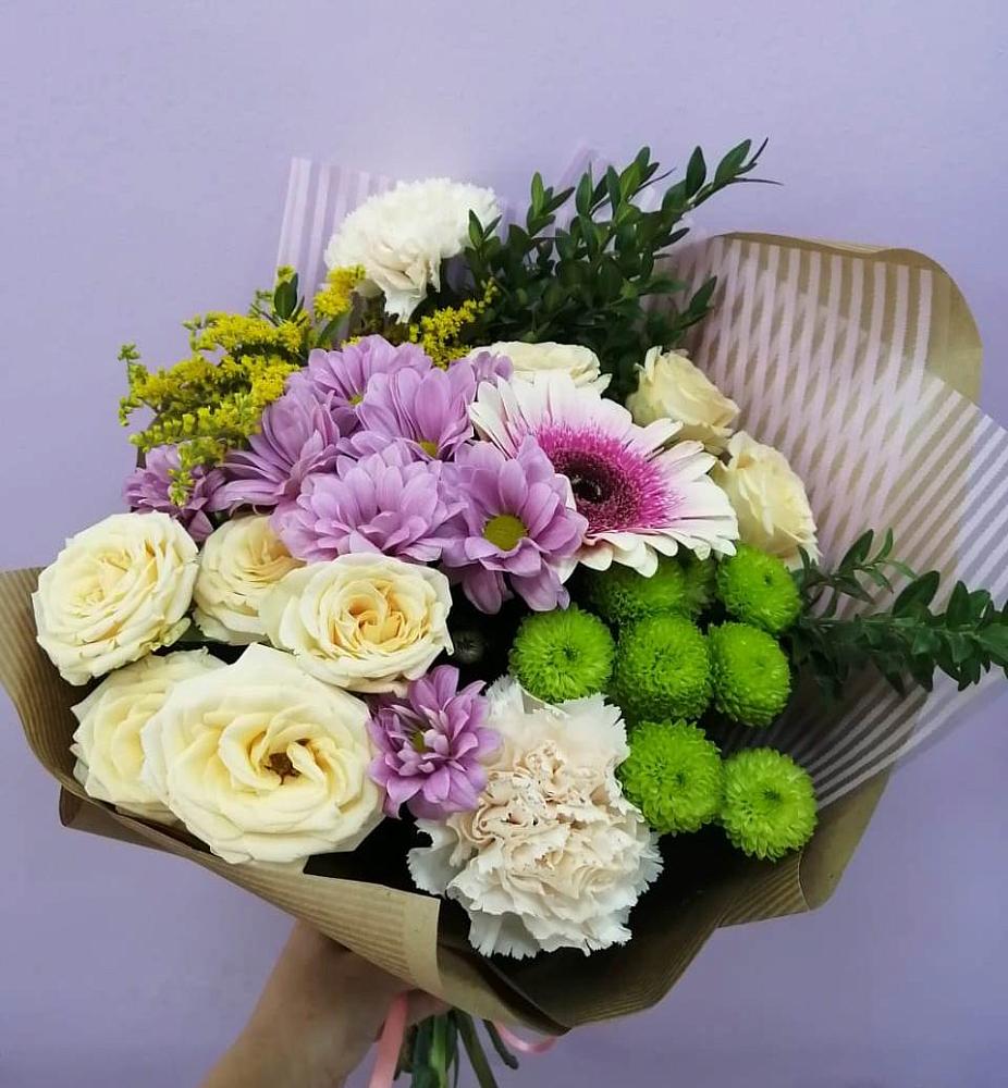 Букет цветов из: Хризантемы, Розы, Гвоздики и Герберы в Волот