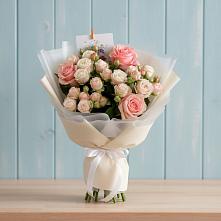 Букет цветов из:  Розы #REPLACE_PRED# Волот